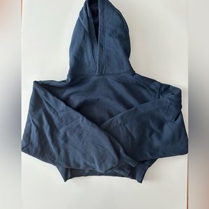 Navy blue sweater aritzia